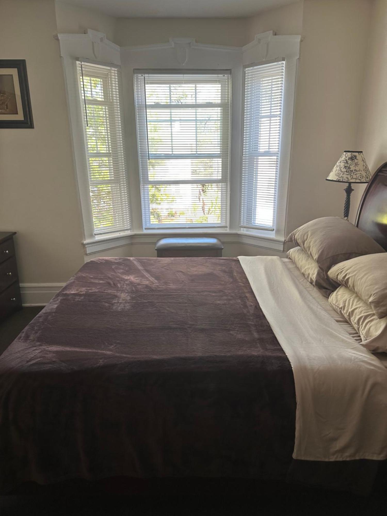 Victorian Palace- Mahogany Room East Orange Luaran gambar